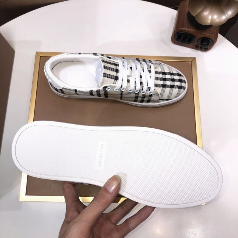 Burberry Low Shoes